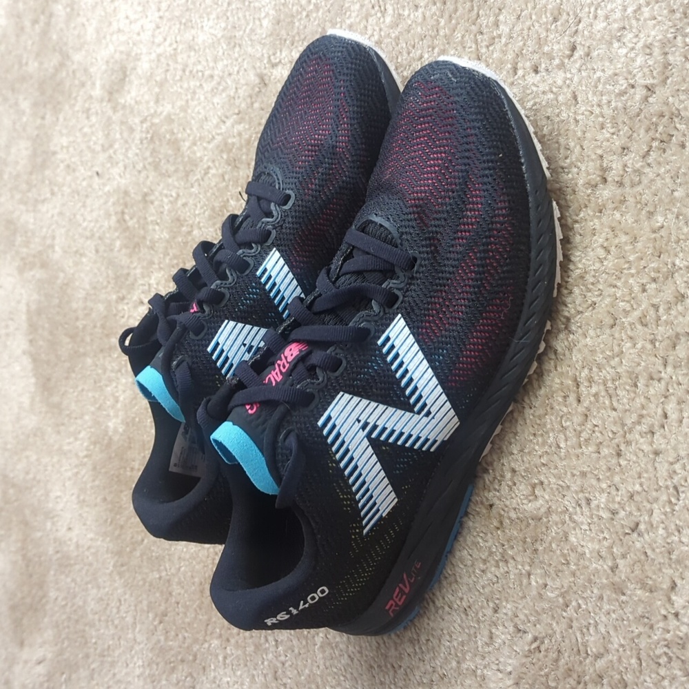 New balance women's size 8 shoes